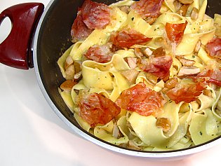 Pappardelle mit Steinpilzen und  Speck