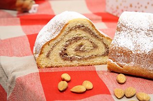 Nuss- Quarkstollen